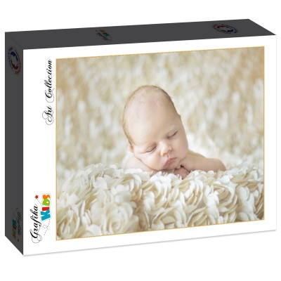 Puzzle Grafika-F-31099 Konrad Bak: Baby sleeping in the Roses